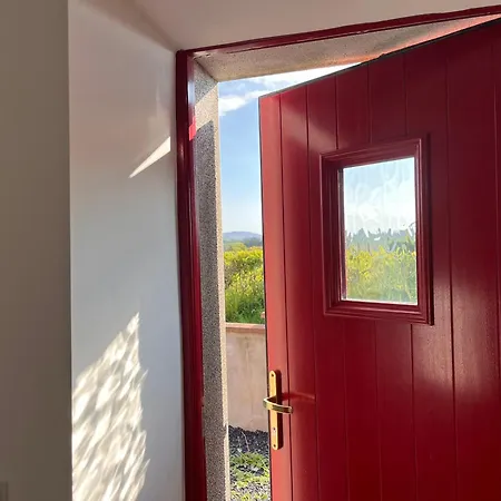 Bunowen, Louisburgh, Walk To The Beach! * Louisburgh