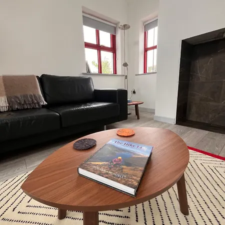 Bunowen, Louisburgh, Walk To The Beach! *